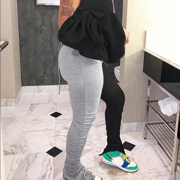 AR jogger 2 piece set - Picture 2 of 3